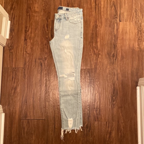 🍍3 for $15🍍 Lucky brand Women’s Distressed Jeans - Picture 2 of 7
